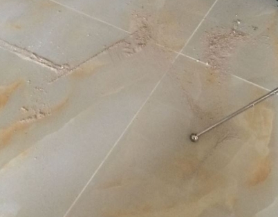 潮南瓷砖空鼓维修公司分享粘合剂选择不当在瓷砖铺贴过程中可能导致以下问题